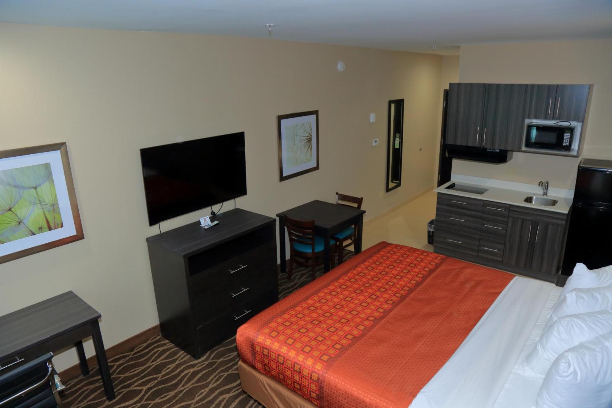 Americas Best Value Inn & Suites-Prairieville Екстериор снимка