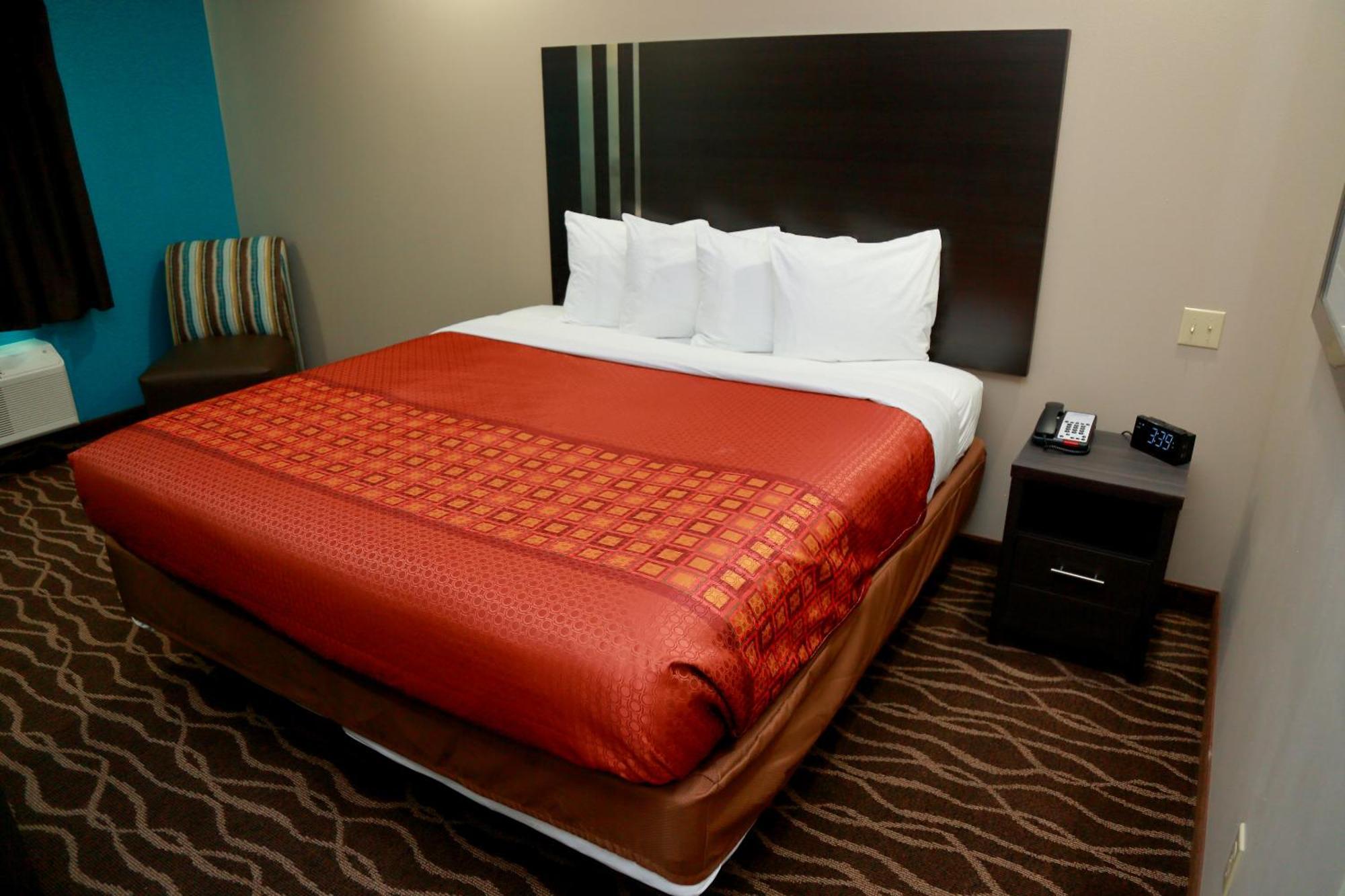Americas Best Value Inn & Suites-Prairieville Екстериор снимка