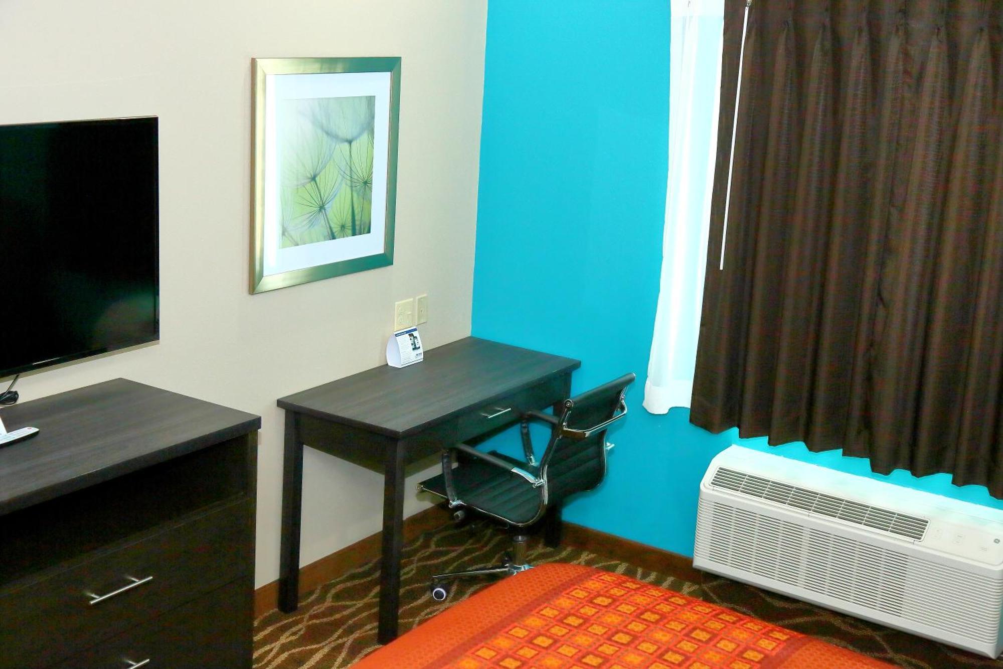 Americas Best Value Inn & Suites-Prairieville Екстериор снимка