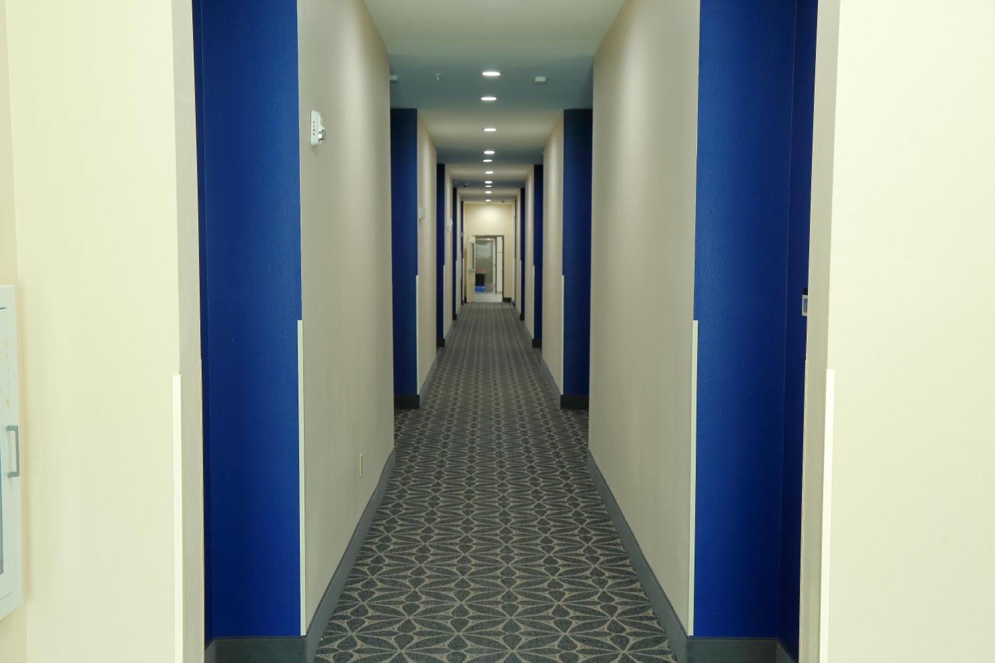 Americas Best Value Inn & Suites-Prairieville Екстериор снимка
