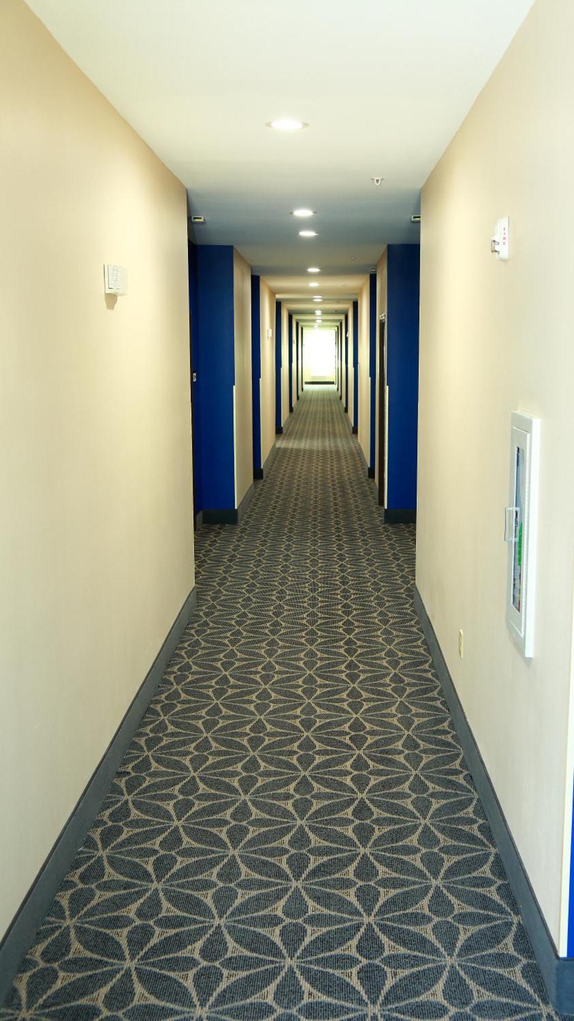 Americas Best Value Inn & Suites-Prairieville Екстериор снимка